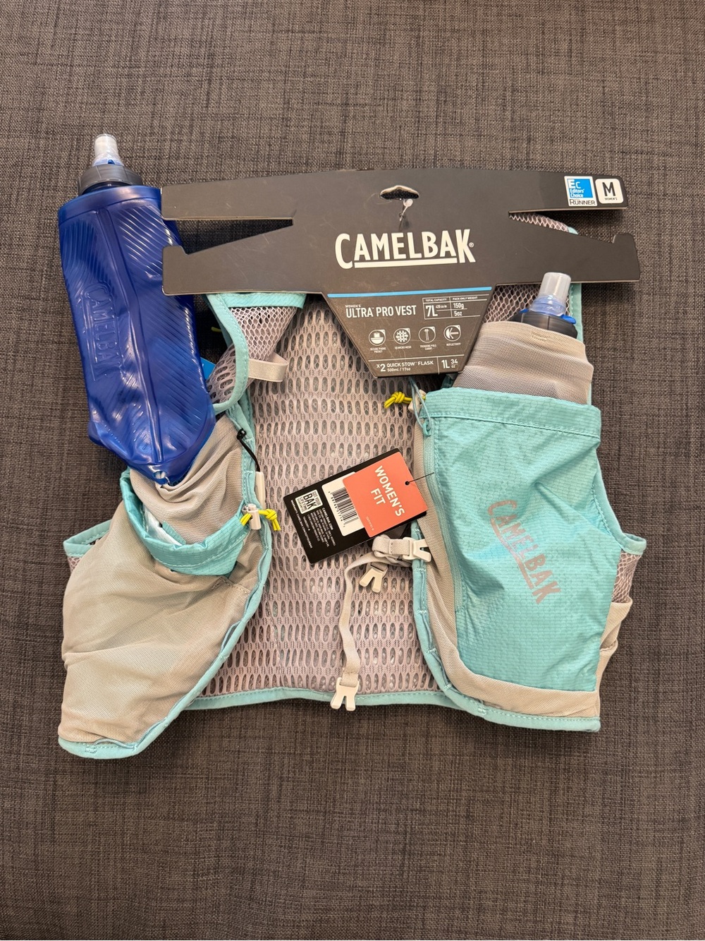 NEW CamelBak Women's Ultra Pro Vest in the Aqua Sea/Silver colorway Size Medium